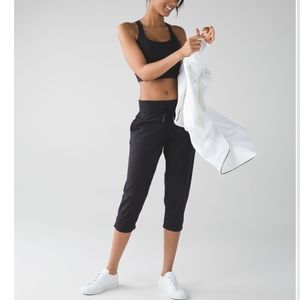 Lululemon studio crop